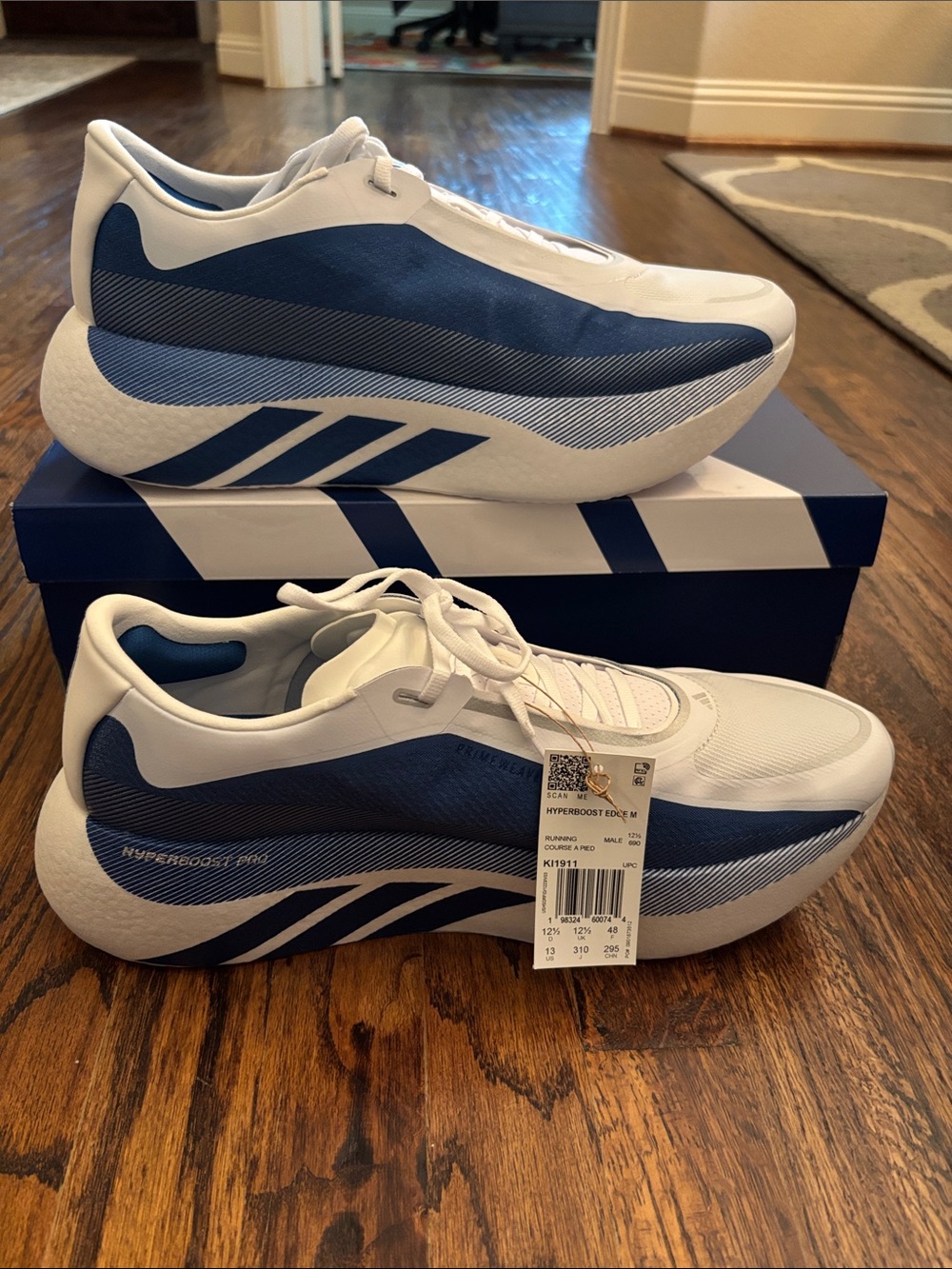 adidas Hyperboost Edge M Running Shoes